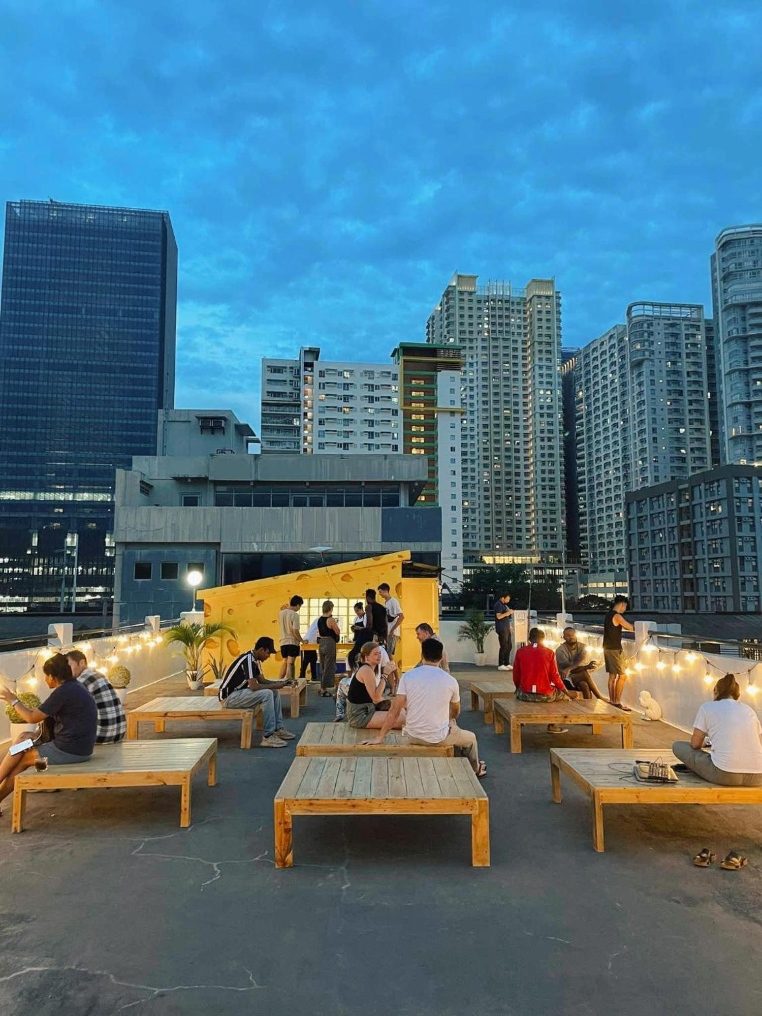 Cheese Hostel Manila 마카티 외부 사진