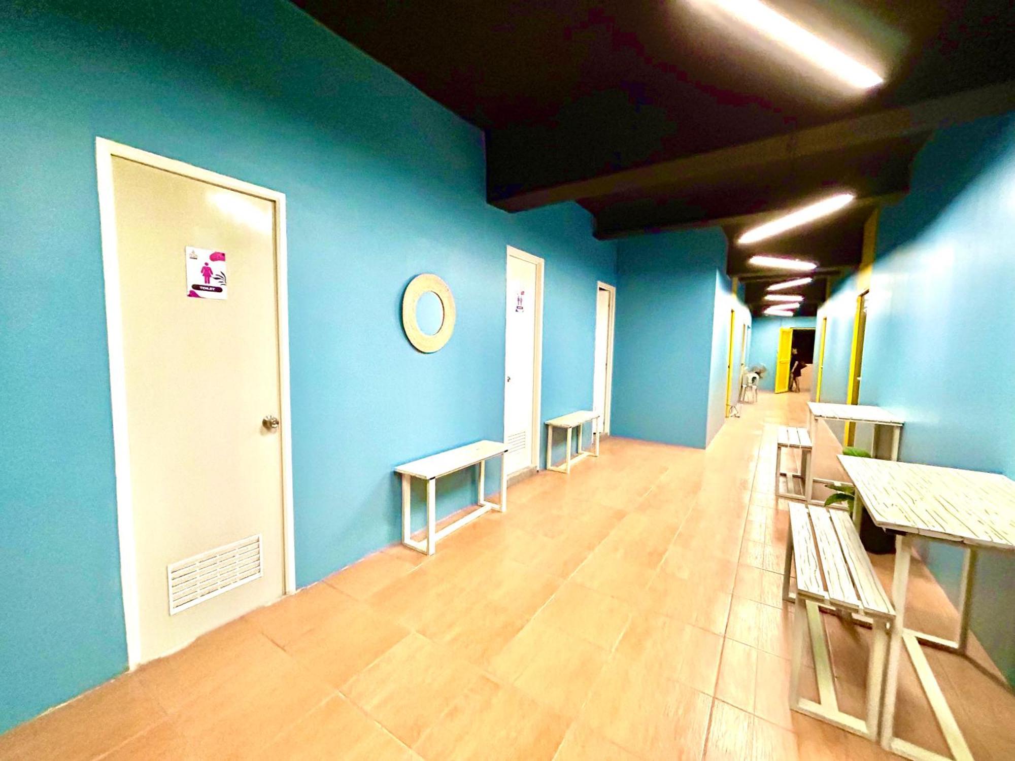 Cheese Hostel Manila 마카티 외부 사진