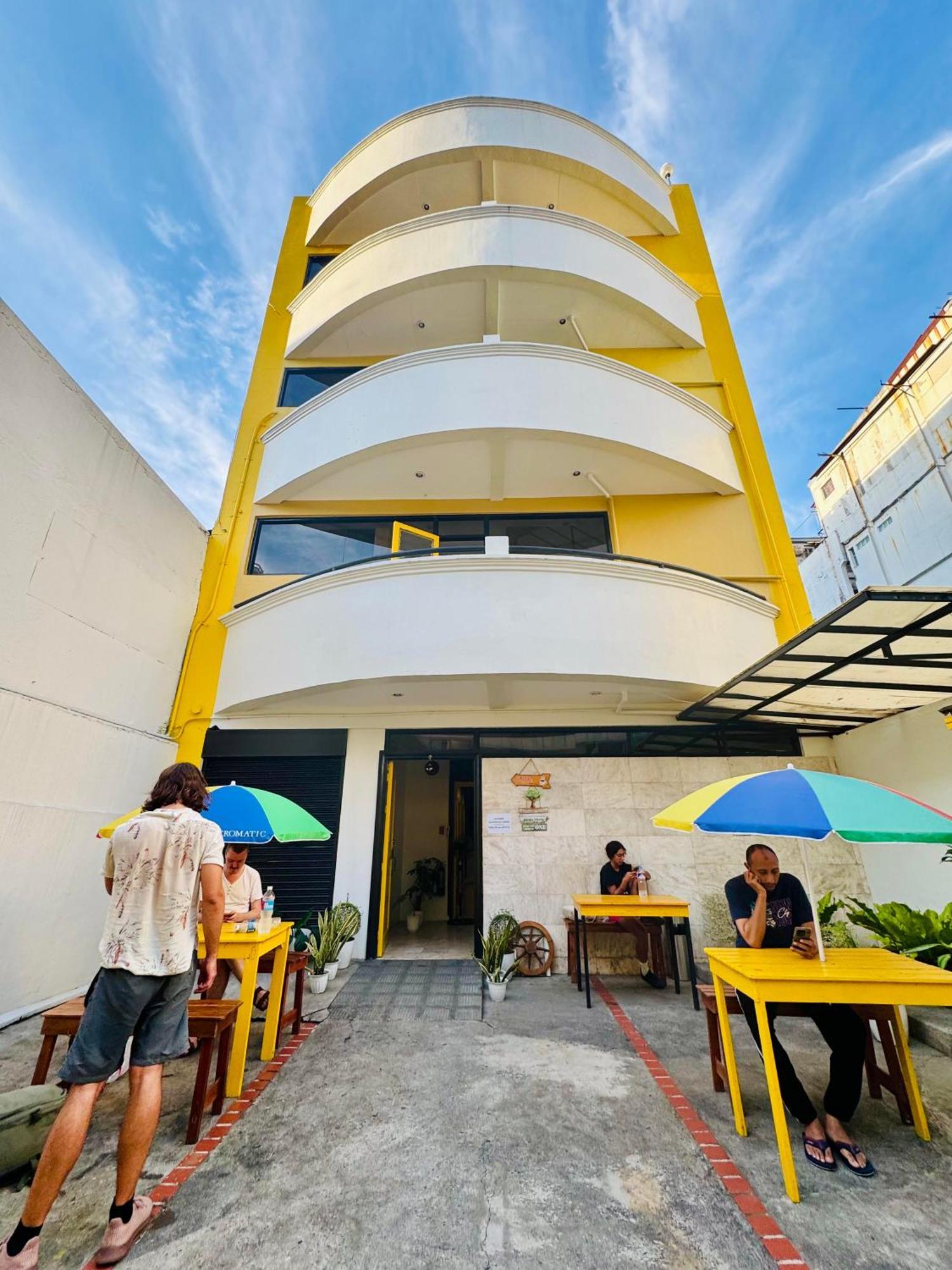Cheese Hostel Manila 마카티 외부 사진