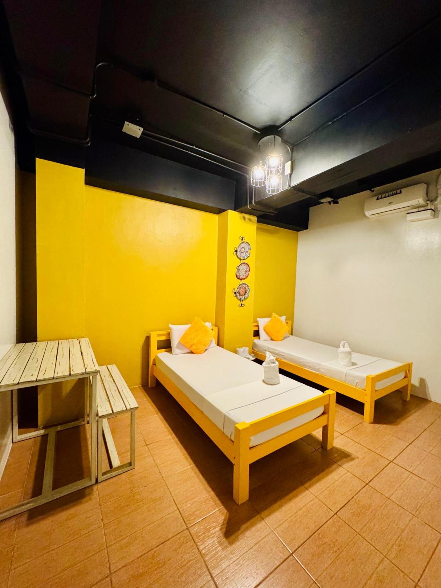 Cheese Hostel Manila 마카티 외부 사진